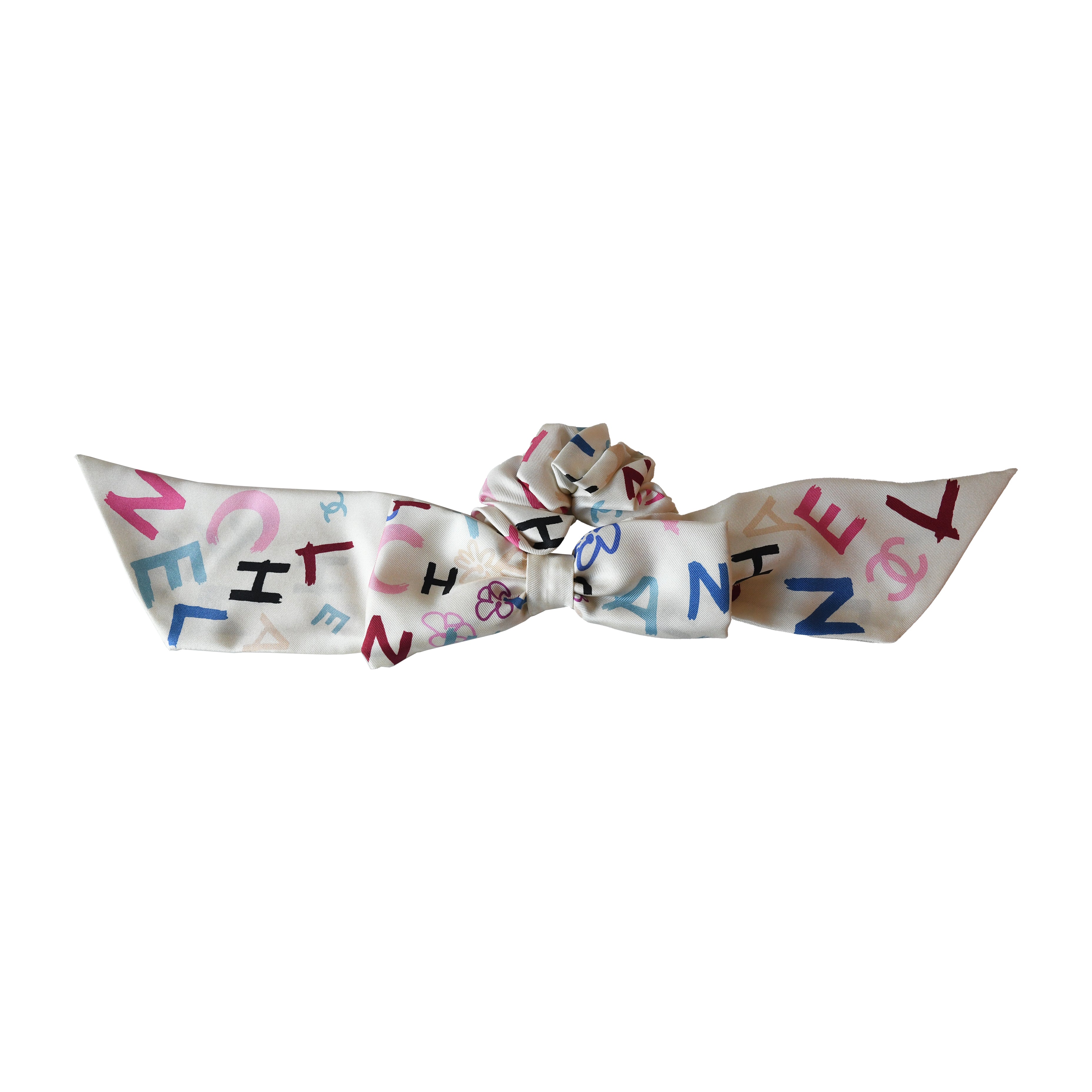 Chanel Silk Hair Tie with Letter Scrunchie Ivory – NOBLEMARS display picture 3