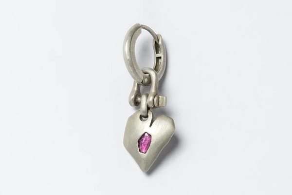 PARTS OF FOUR Jazz's Solid Heart Earring (Extra Small, 0.2 CT, Ruby Slice, DA+RUB) - NOBLEMARS