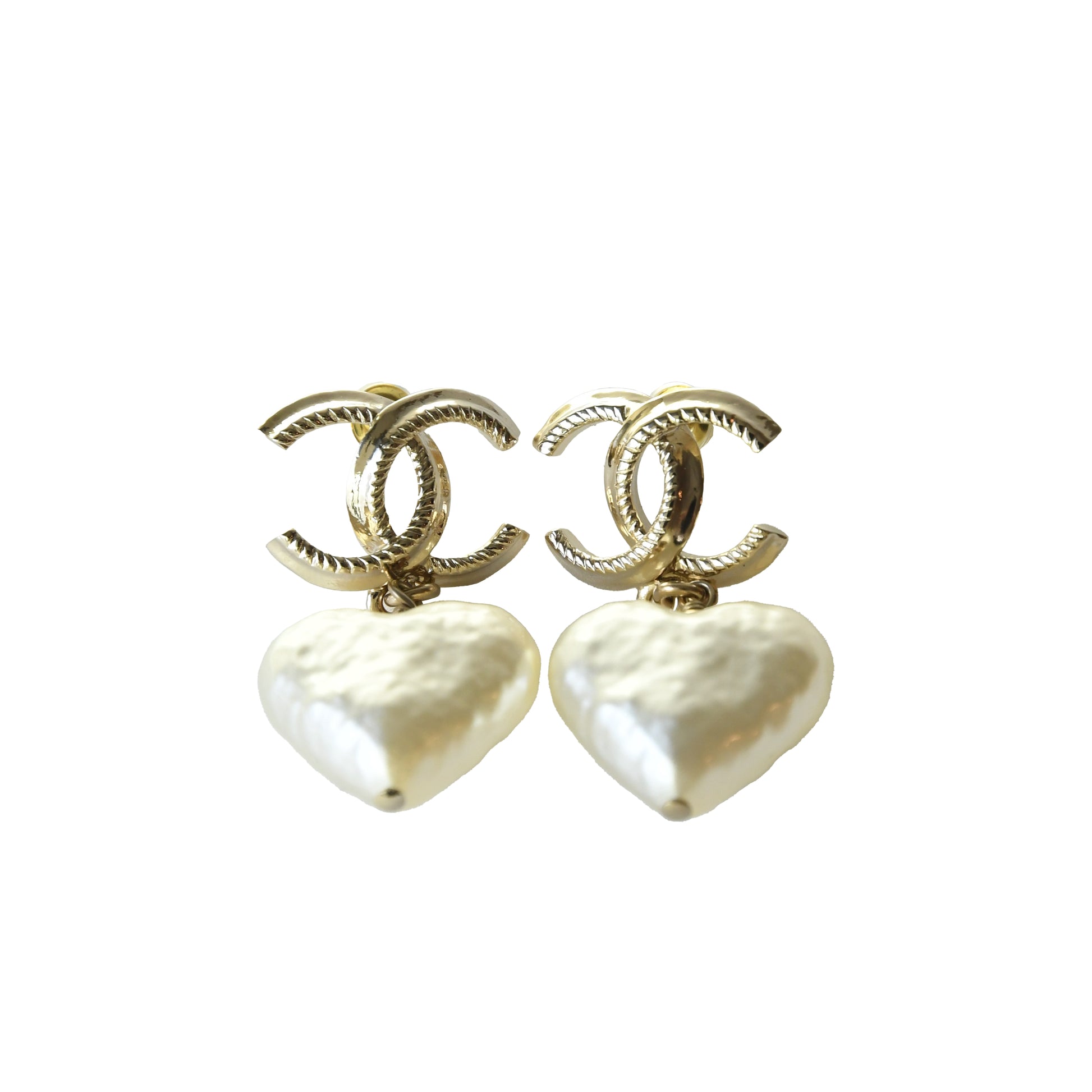 Chanel Pearl CC Heart Drop Earrings Gold-NOBLEMARS