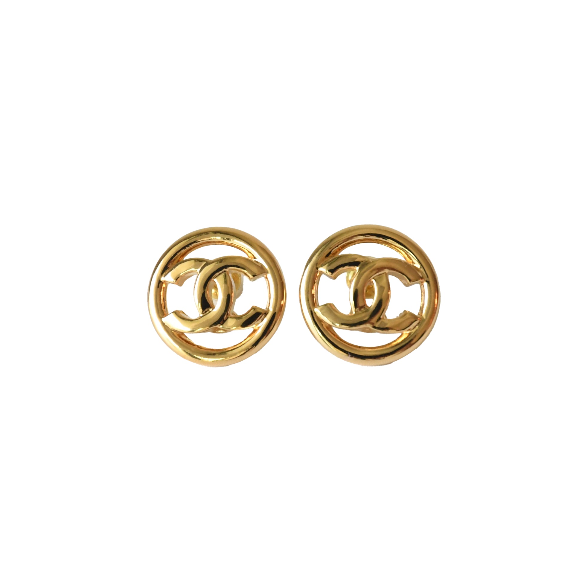Chanel CC Circle Turnlock Round Earrings Gold-NOBLEMARS