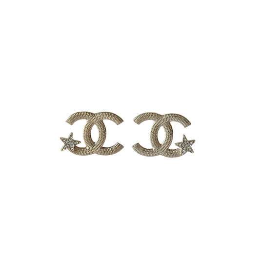 Chanel CC Rope Texture Corner Star Crystal Strass Earrings Gold-NOBLEMARS
