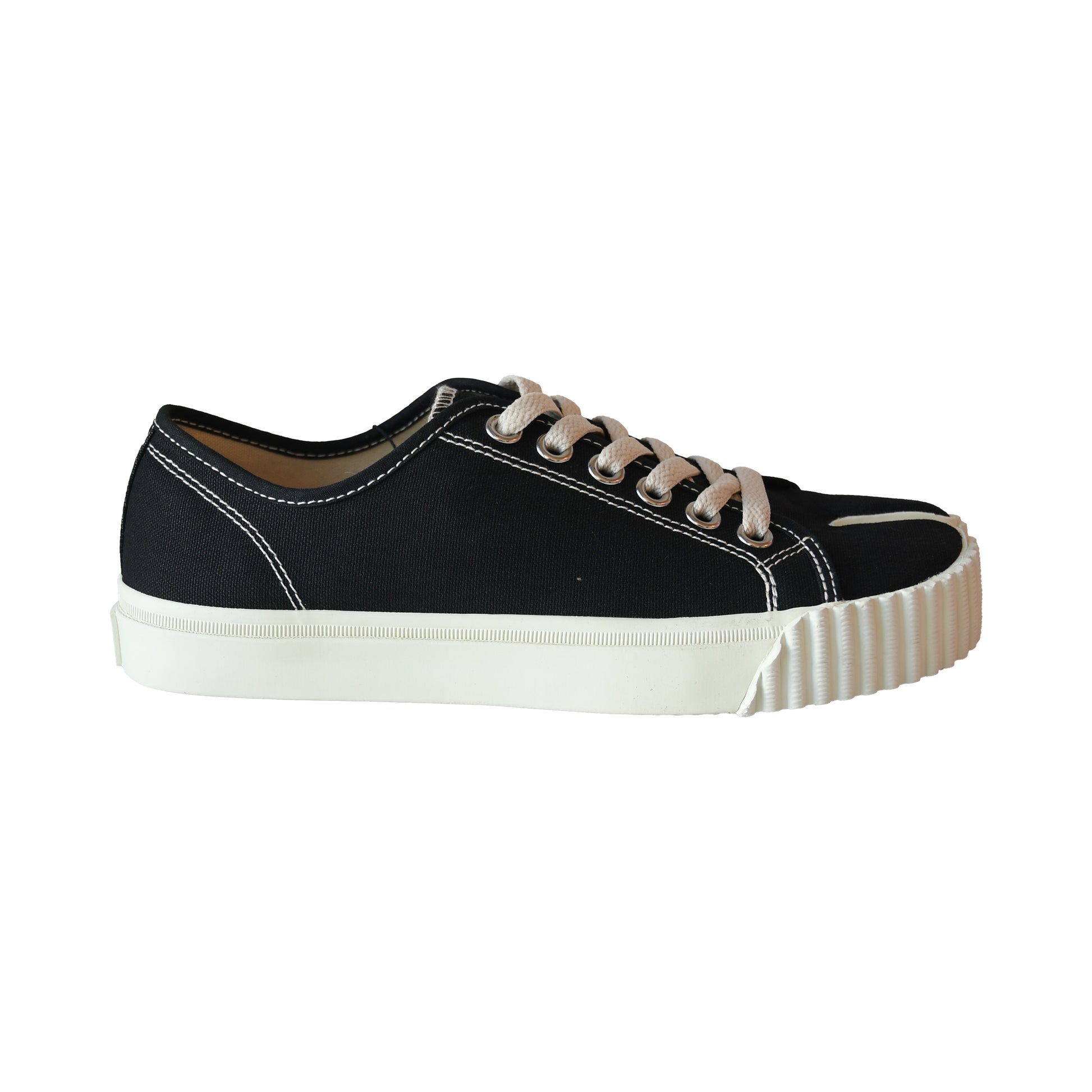 Maison Margiela Tabi Low-Top Sneaker Black White-NOBLEMARS