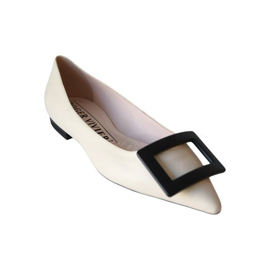 Roger Vivier Gommettine Ball Patent Leather Ballet Flats Beige