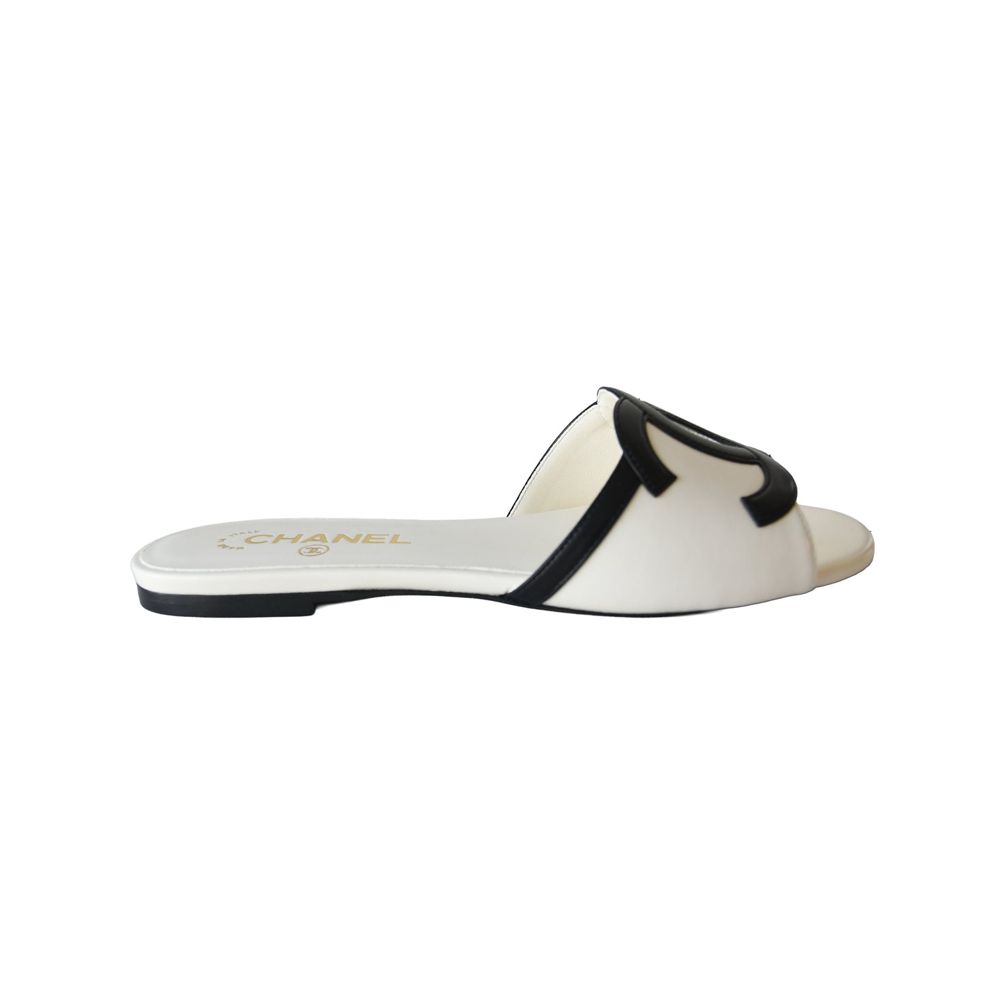 Chanel 26S CC Logo Flat Slide Slipper Sandals Ivory Black