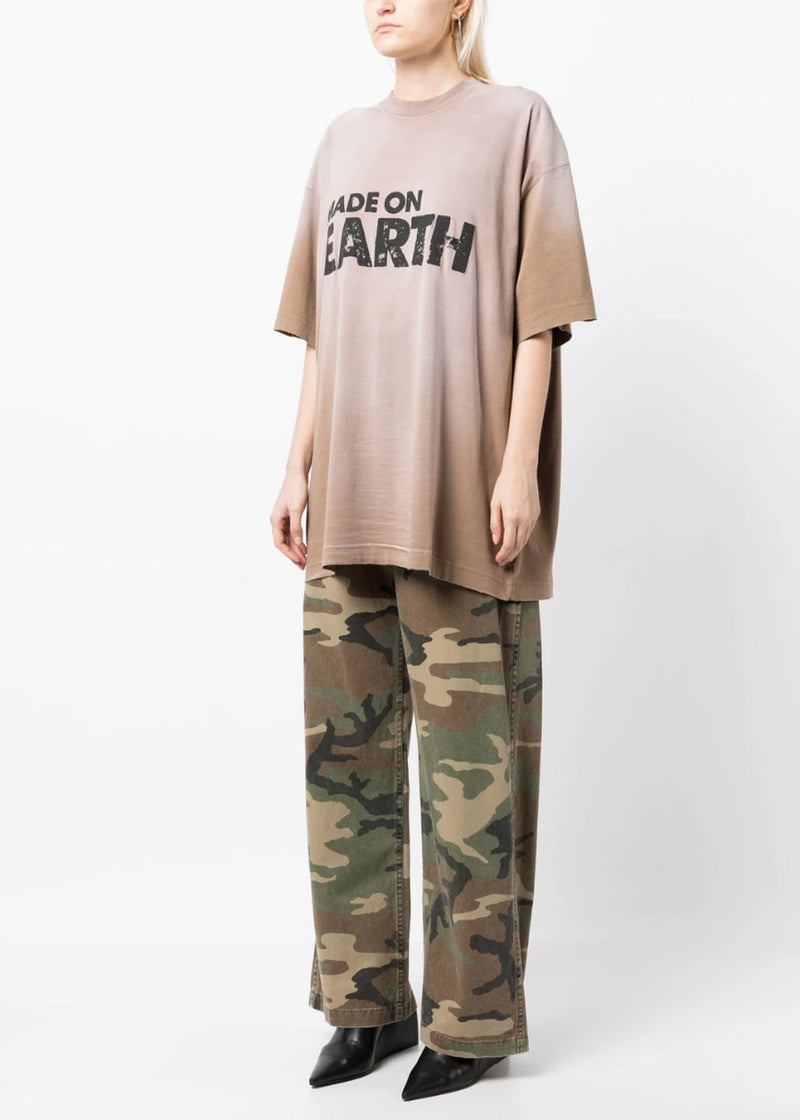 VETEMENTS Beige Made On Earth T-Shirt - NOBLEMARS