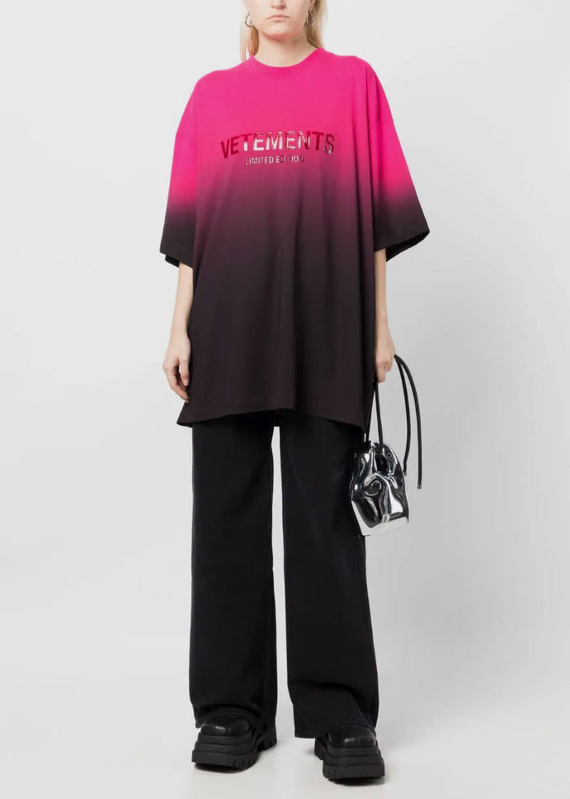 VETEMENTS Pink Gradient Logo Limited Edition T-Shirt - NOBLEMARS