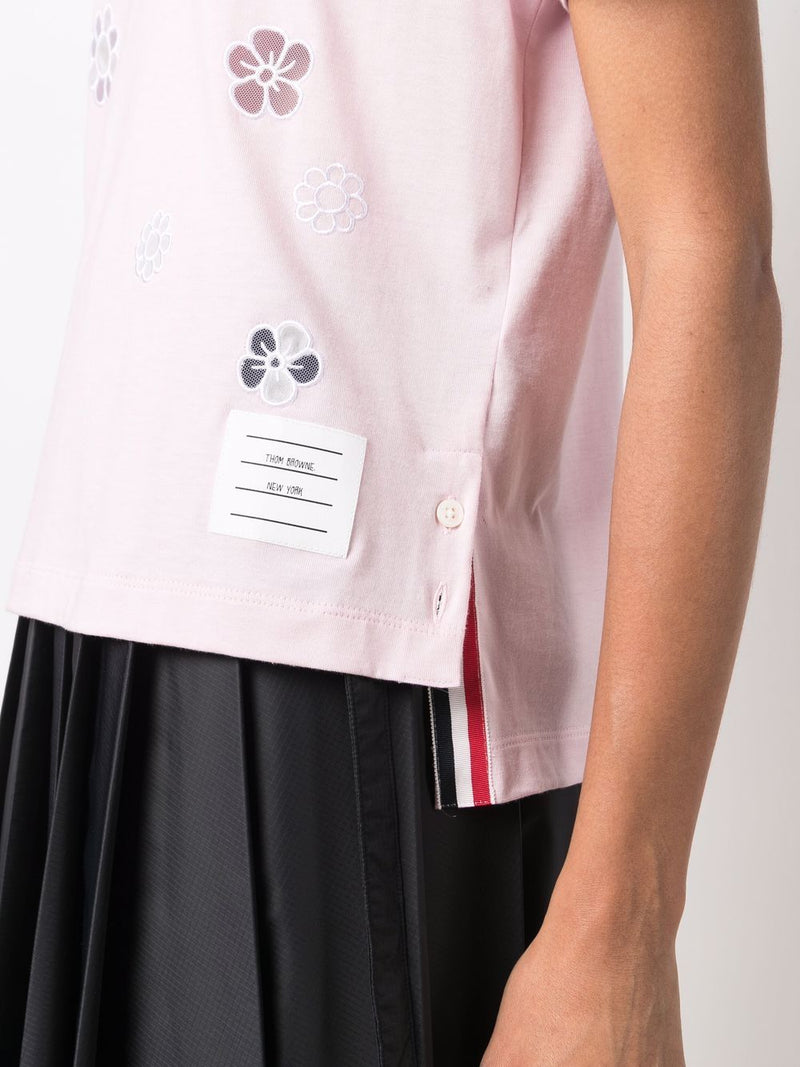 THOM BROWNE WOMEN SHORT SLEEVE TEE W/ MIXED TULLE & ORGANZA FLOWERS ON ORGANIC SOLID JERSEY