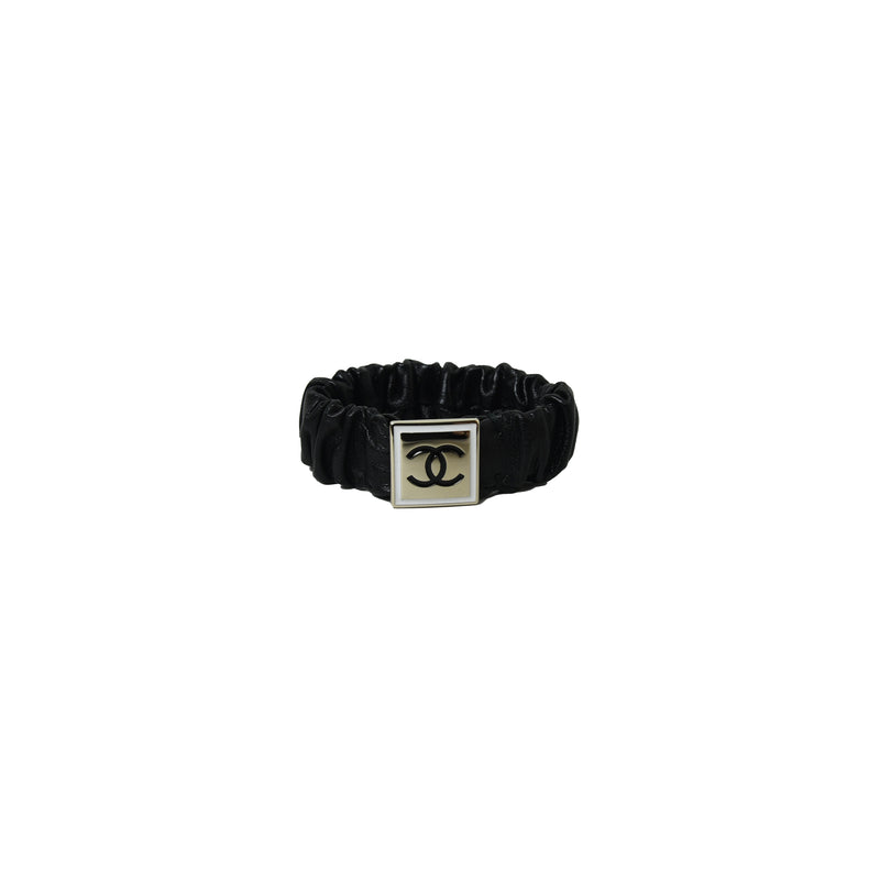 Chanel CC Leather Hair Tie Black - NOBLEMARS