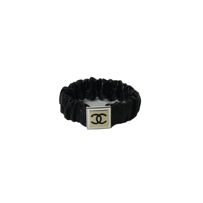 Chanel CC Leather Hair Tie Black - NOBLEMARS