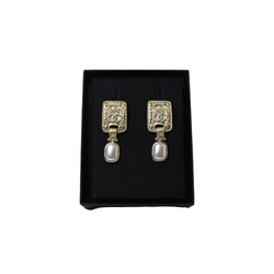 Chanel Square Coin with Pearl Earring Gold - NOBLEMARS