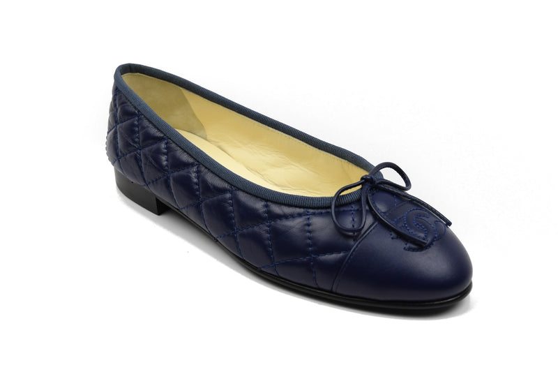 Chanel Navy Quilted Flat - NOBLEMARS