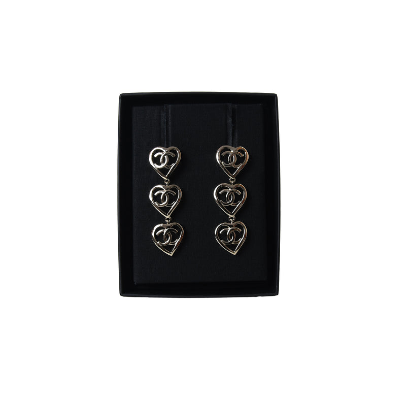 Chanel Triple Heart Shape CC Logo Earrings Gold