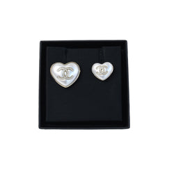 Chanel Heart Shaped Set of 2 Brooch Crystal Pearl - NOBLEMARS