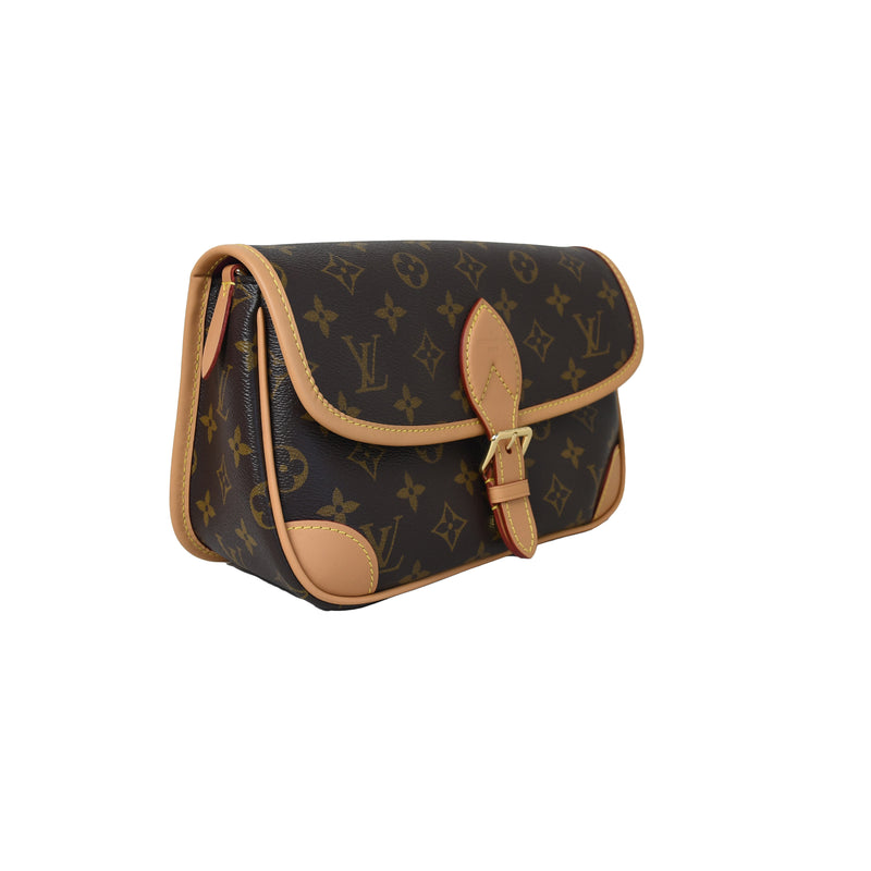 Louis Vuitton Diane Strap - 3 For Sale on 1stDibs