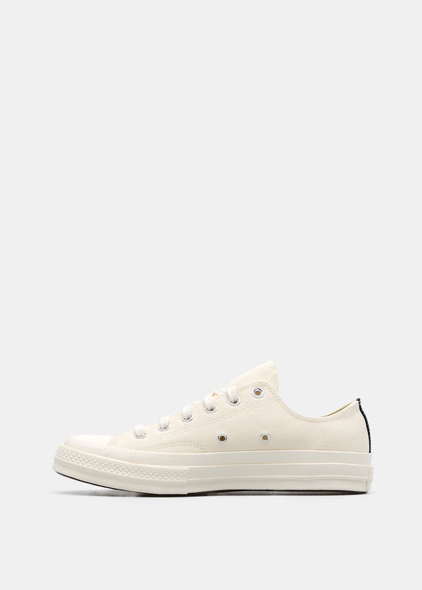 COMME DES GARCONS PLAY Ivory Converse Red Heart Chuck 70 Sneakers