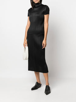 PLEATS PLEASE ISSEY MIYAKE WOMEN FITTED T-SHIRT - NOBLEMARS