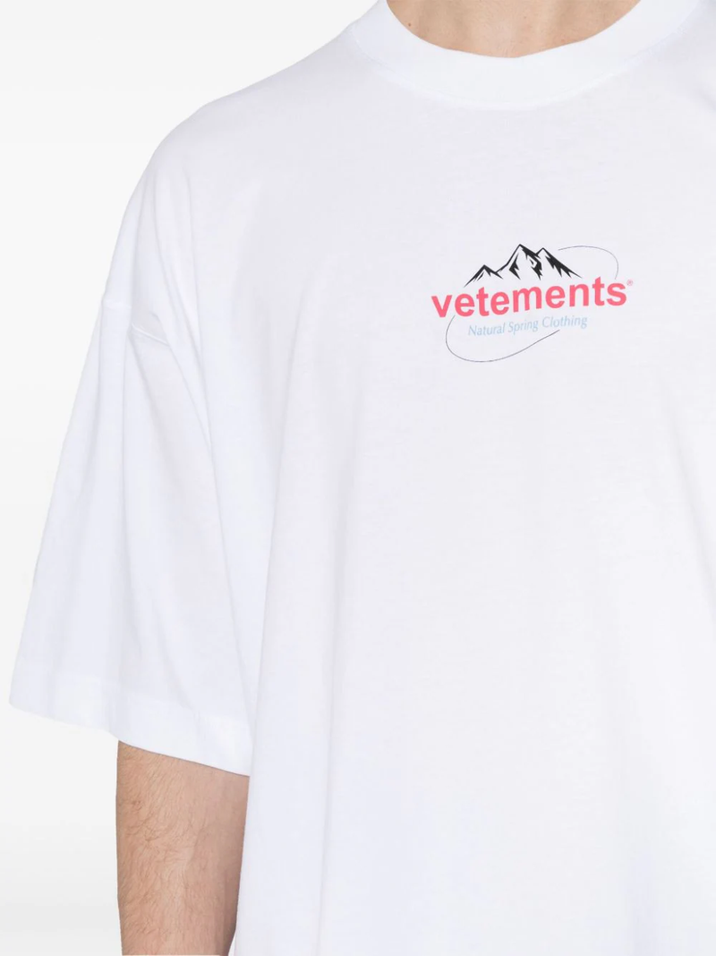 VETEMENTS Men Spring Water Logo T-Shirt - NOBLEMARS